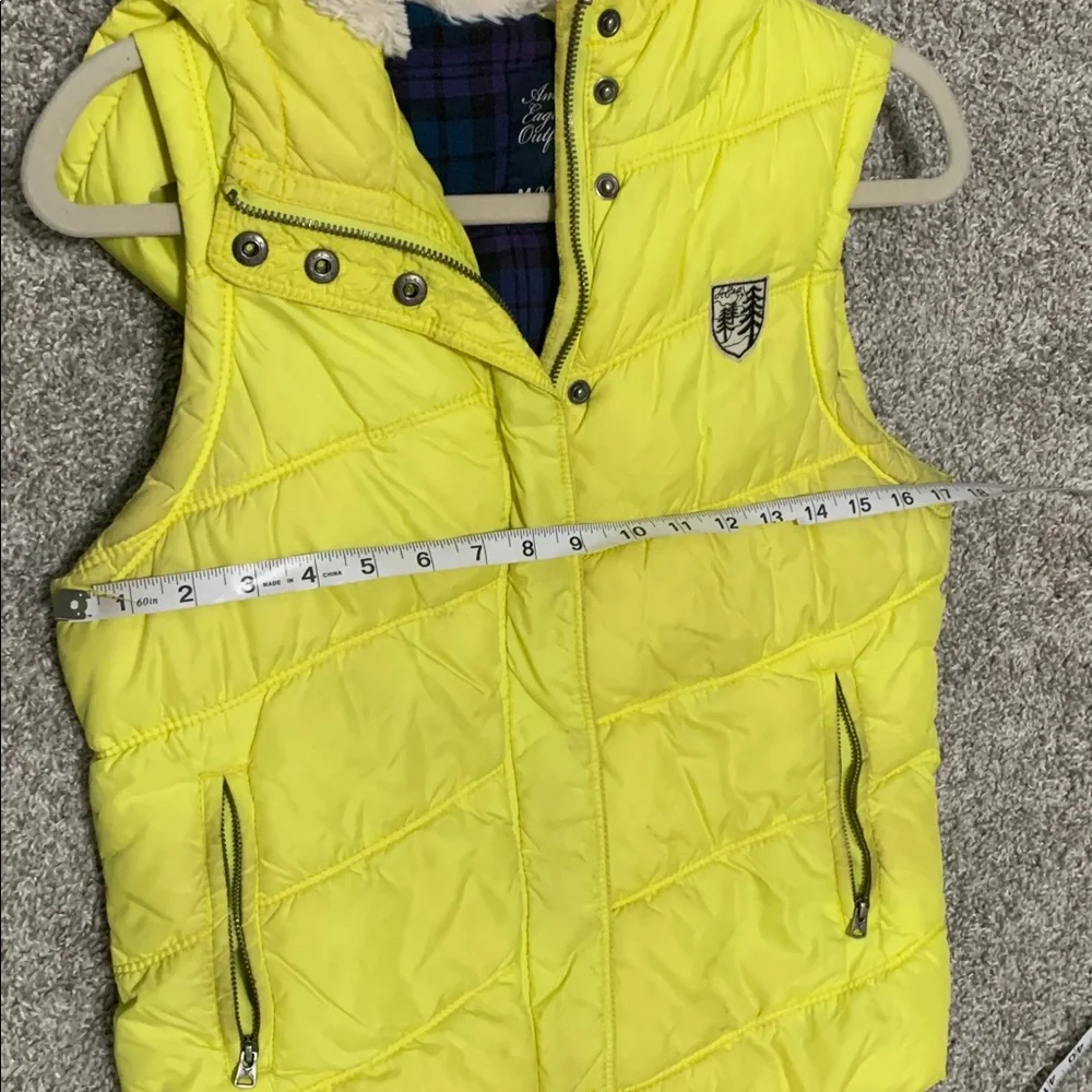 Y2K American Eagle Yellow Puffer Vest Size Medium